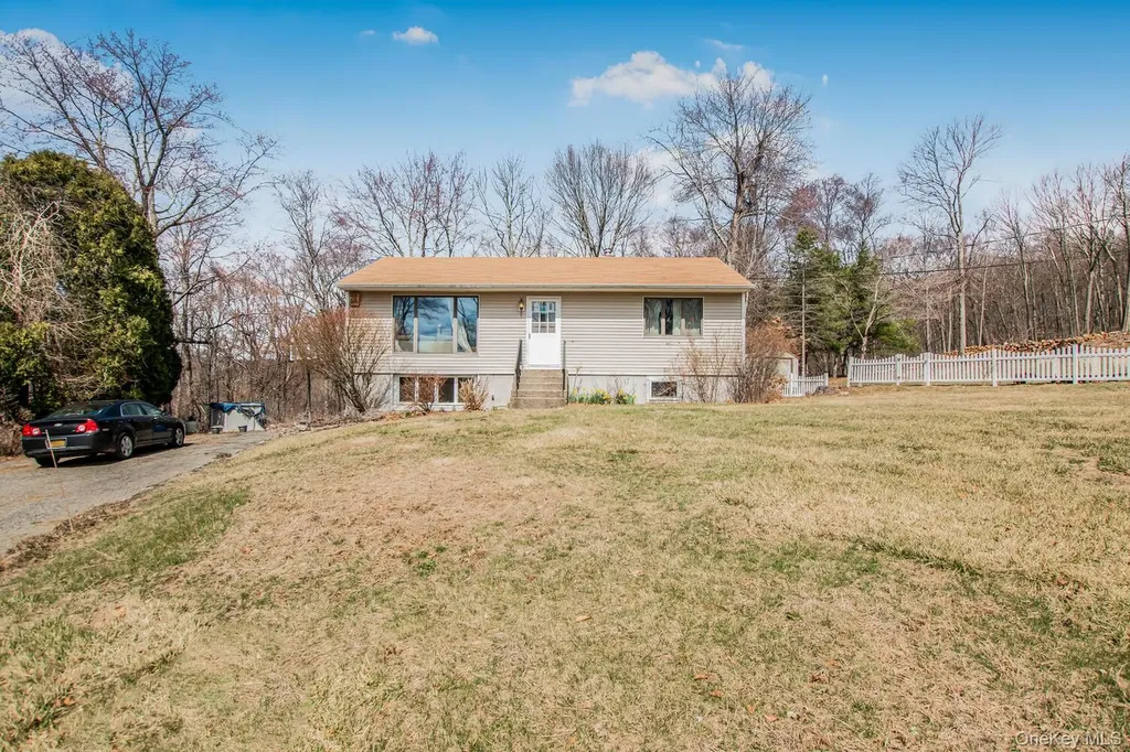 69 Plum Road Mahopac NY 10541