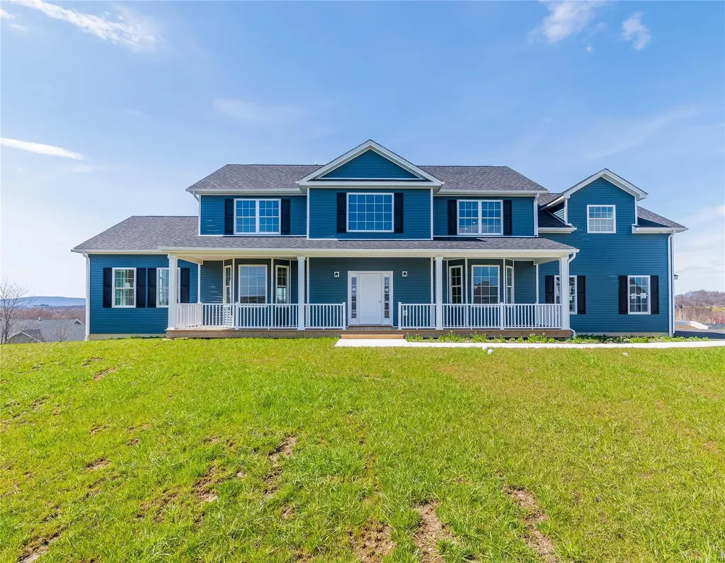 51 Dartmouth Drive Poughkeepsie NY 12603