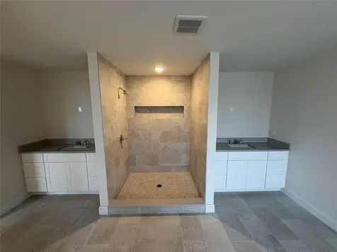 51 Dartmouth Drive Poughkeepsie NY 12603