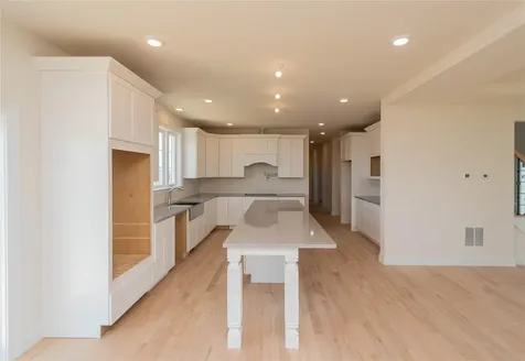 51 Dartmouth Drive Poughkeepsie NY 12603