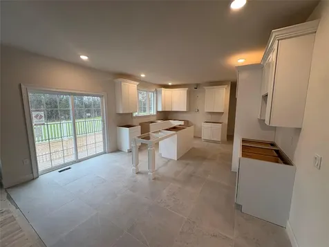 25 Dartmouth Drive Poughkeepsie NY 12603