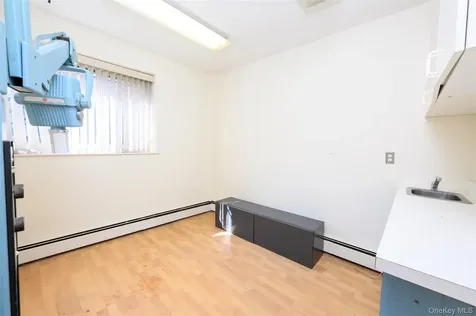 395 Westchester Avenue Port Chester NY 10573