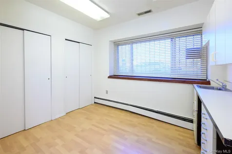 395 Westchester Avenue Port Chester NY 10573