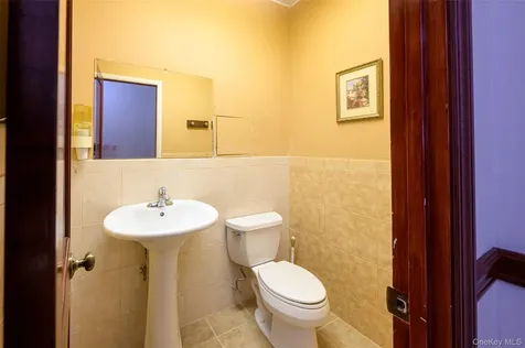 395 Westchester Avenue Port Chester NY 10573