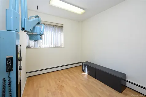 395 Westchester Avenue Port Chester NY 10573