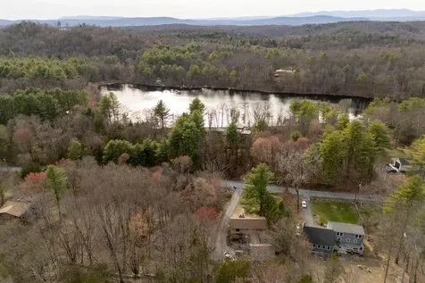 42 Lake Pleasant Drive Staatsburg NY 12580