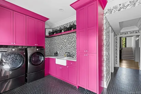 89 Pound Hollow Road Old Brookville NY 11545