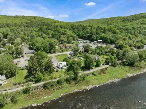 3409 State Route 97 Barryville NY 12719