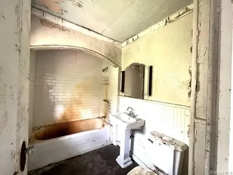 3409 State Route 97 Barryville NY 12719