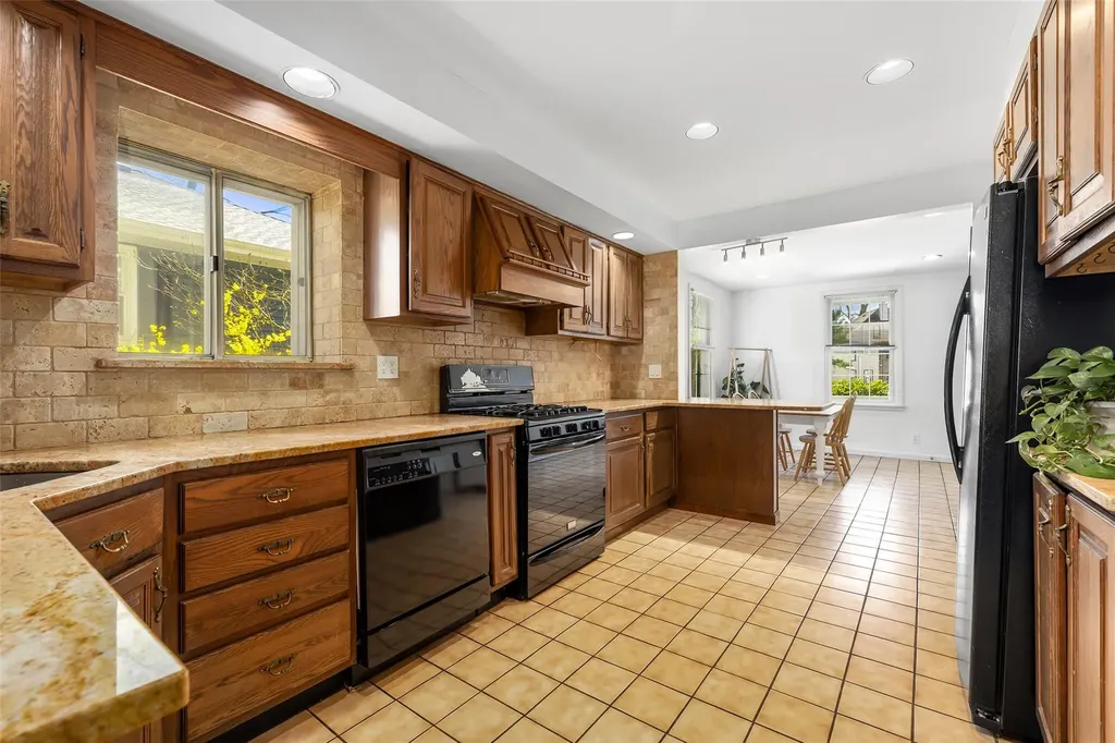 449 Melbourne Avenue Mamaroneck NY 10543