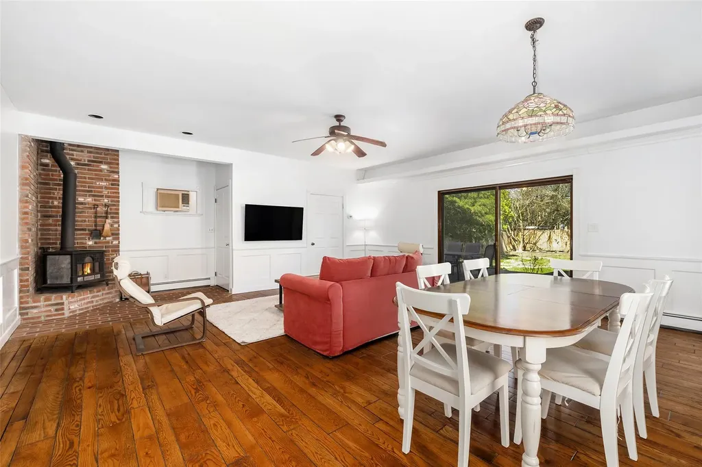 449 Melbourne Avenue Mamaroneck NY 10543