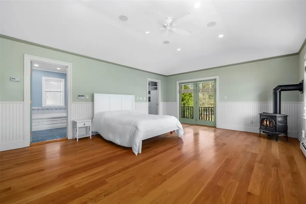 449 Melbourne Avenue Mamaroneck NY 10543