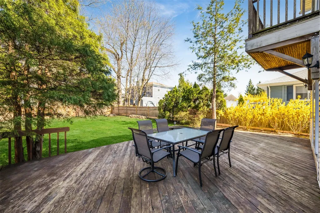 449 Melbourne Avenue Mamaroneck NY 10543