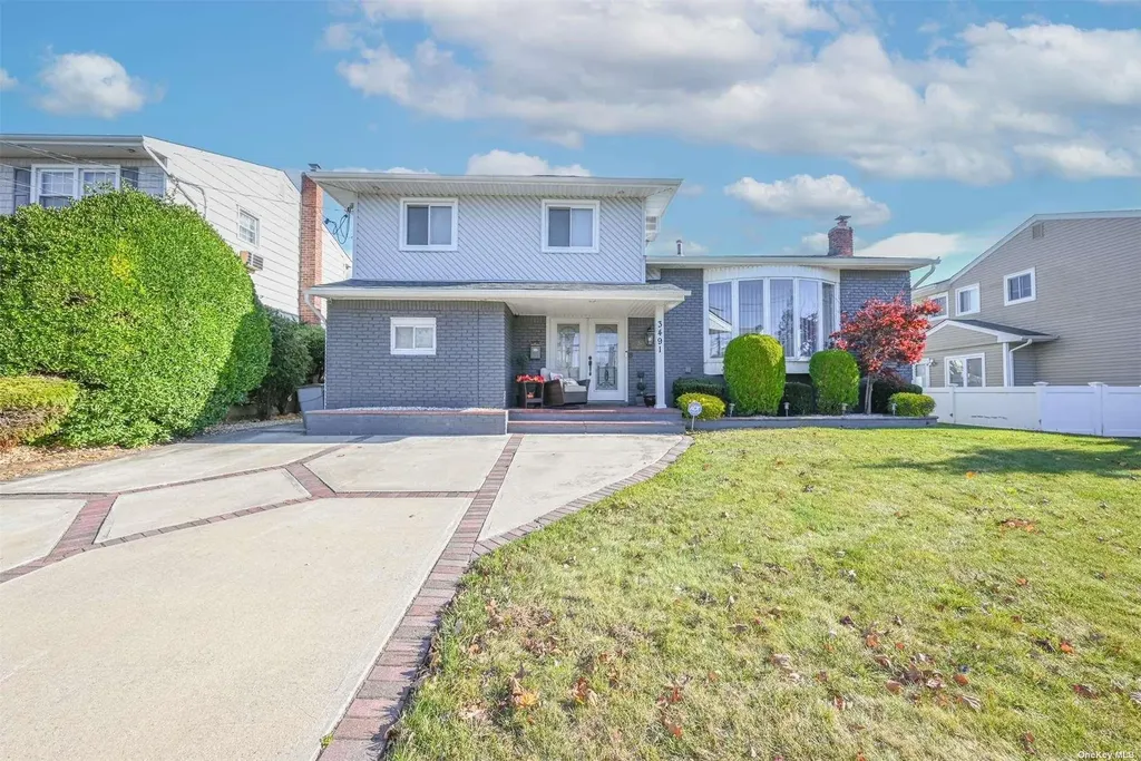 3491 Howard Boulevard Baldwin Harbor NY 11510