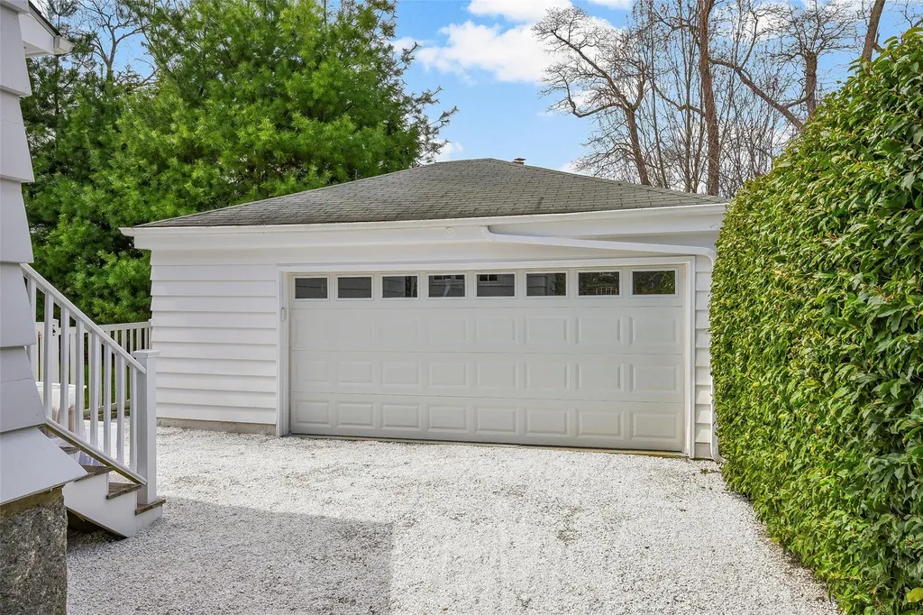 720 The Parkway Mamaroneck NY 10543
