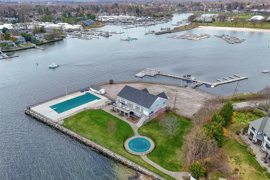 720 The Parkway Mamaroneck NY 10543