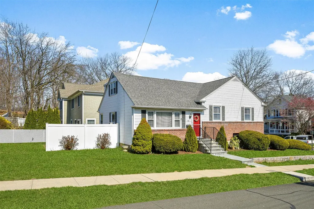 66 Sterling Avenue Harrison NY 10528