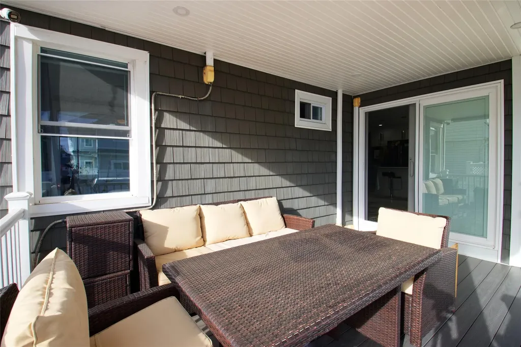48 2nd Street New Hyde Park NY 11040