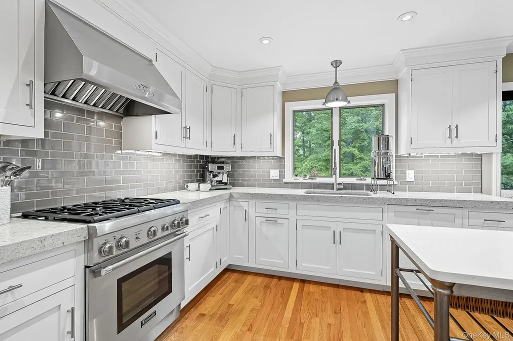 181 Arbor Crest Somers NY 10589