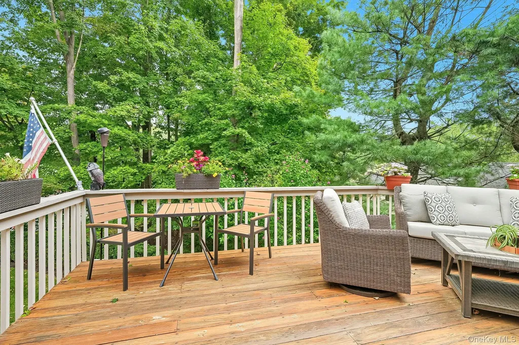 181 Arbor Crest Somers NY 10589