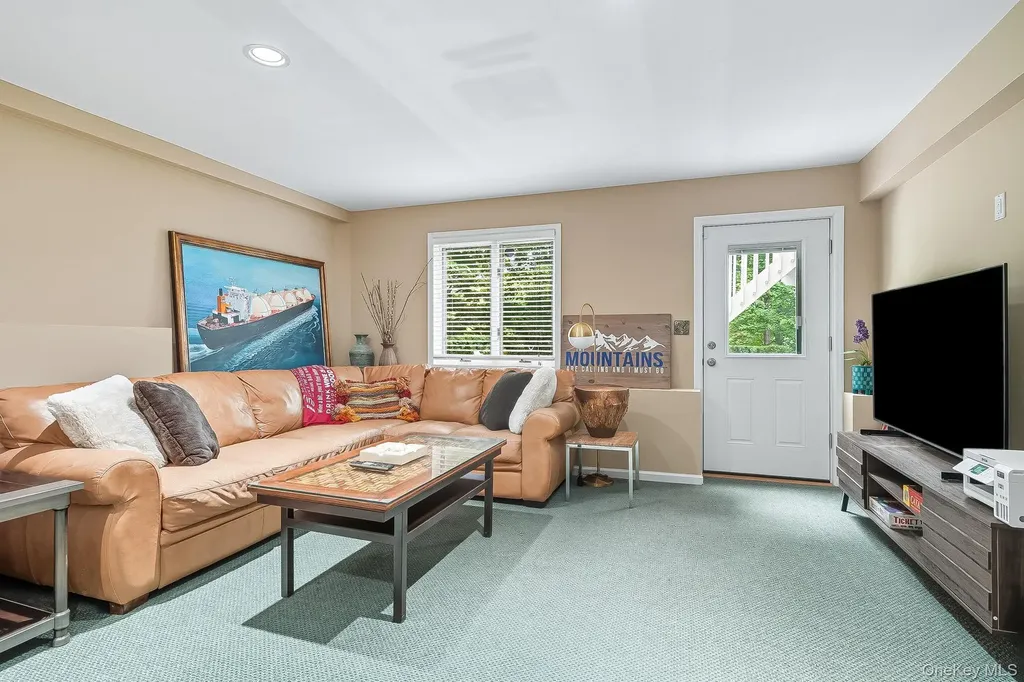 181 Arbor Crest Somers NY 10589