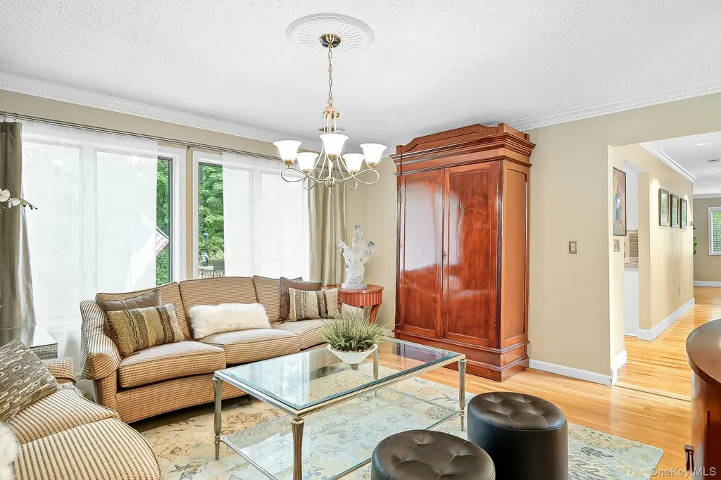 181 Arbor Crest Somers NY 10589
