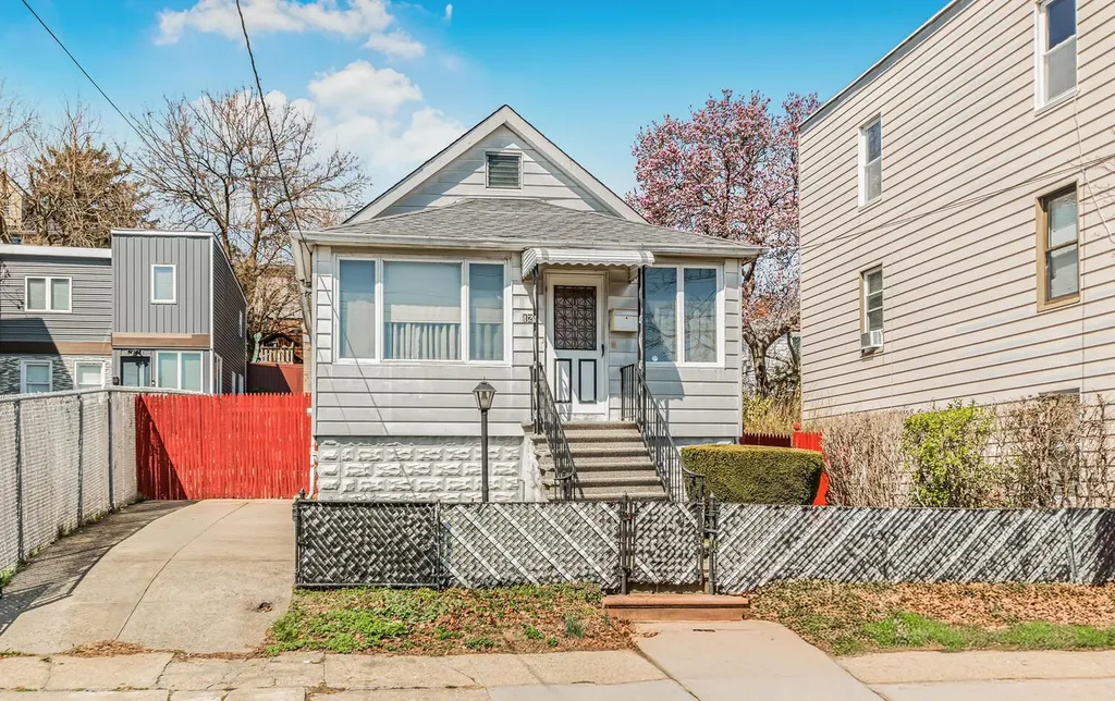 123 Glover Avenue Yonkers NY 10704