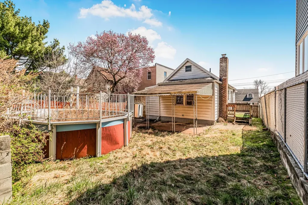 123 Glover Avenue Yonkers NY 10704
