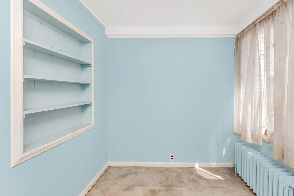 123 Glover Avenue Yonkers NY 10704
