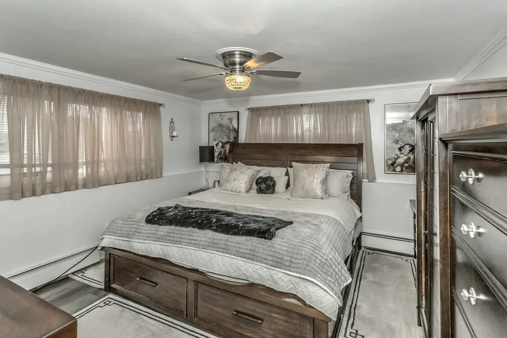 818 S Ocean Avenue Freeport NY 11520