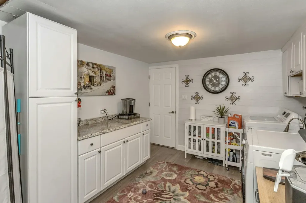 818 S Ocean Avenue Freeport NY 11520