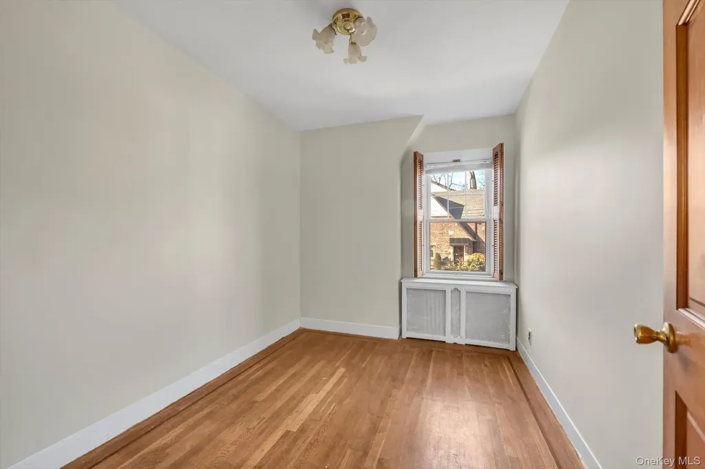 1242 Pawnee Place Bronx NY 10461