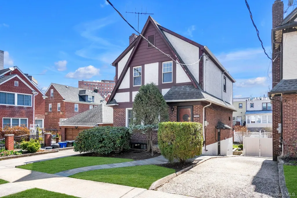 1242 Pawnee Place Bronx NY 10461