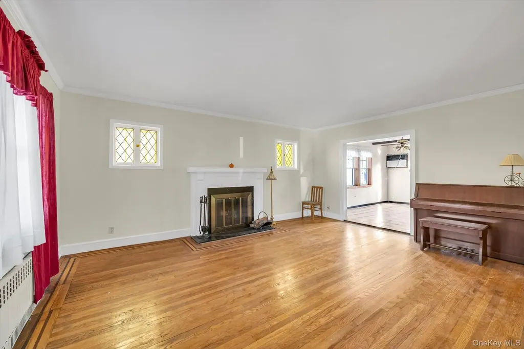 1242 Pawnee Place Bronx NY 10461