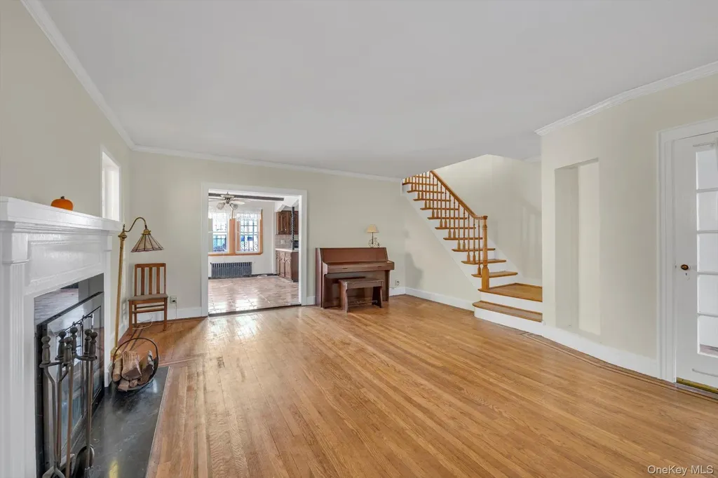 1242 Pawnee Place Bronx NY 10461