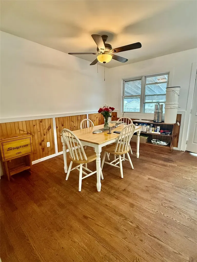 60 Danbury Street Bay Shore NY 11706