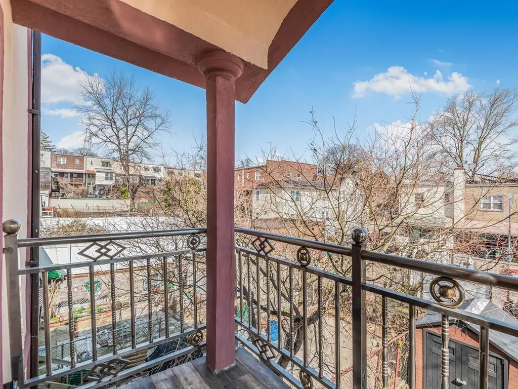 1029 E 230th Street Bronx NY 10466