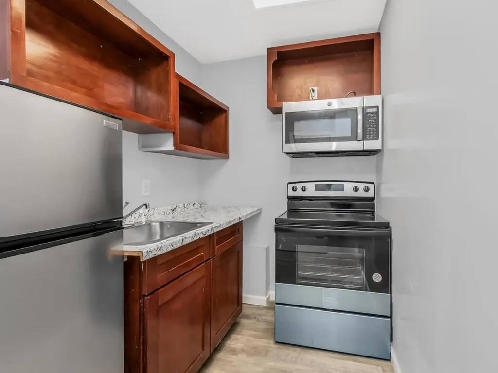 1029 E 230th Street Bronx NY 10466