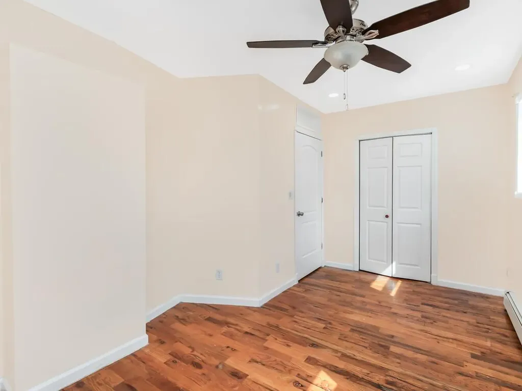 1029 E 230th Street Bronx NY 10466