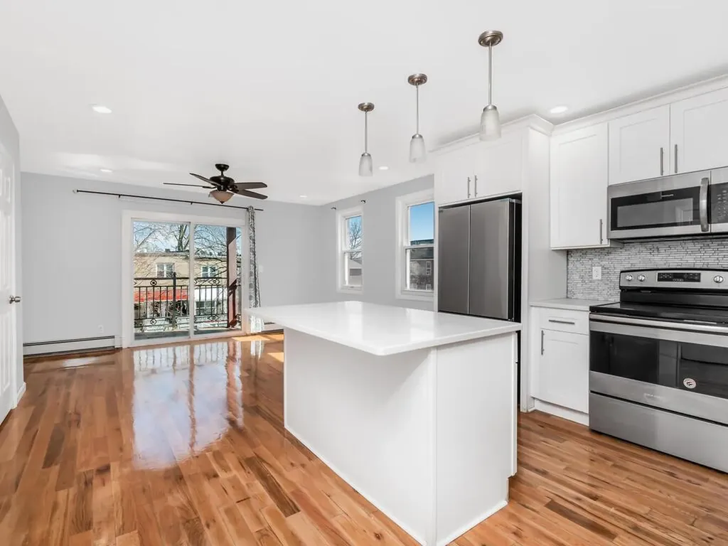 1029 E 230th Street Bronx NY 10466