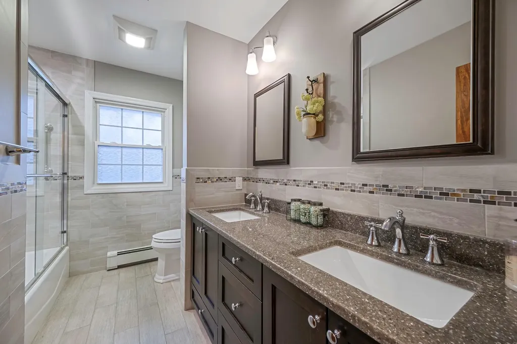 41 Winslow Lane Smithtown NY 11787
