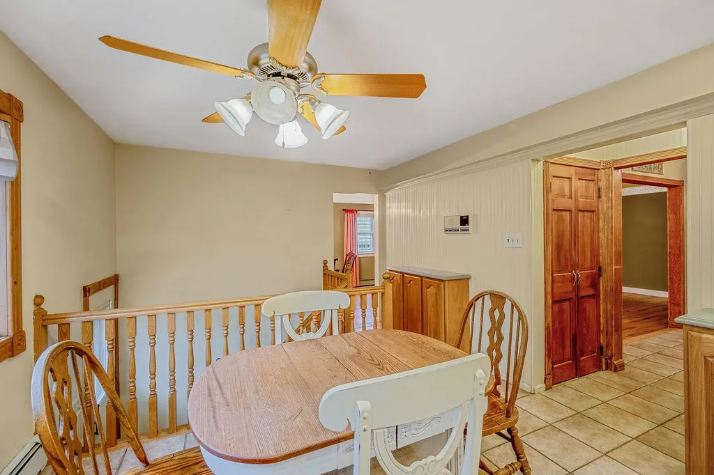41 Winslow Lane Smithtown NY 11787