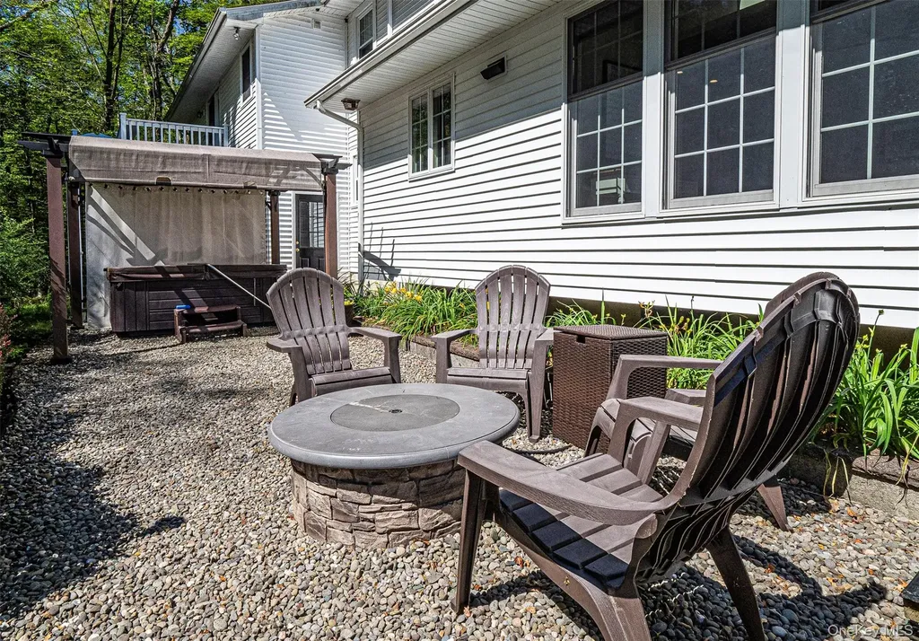 114 Redder Road Pine Bush NY 12566