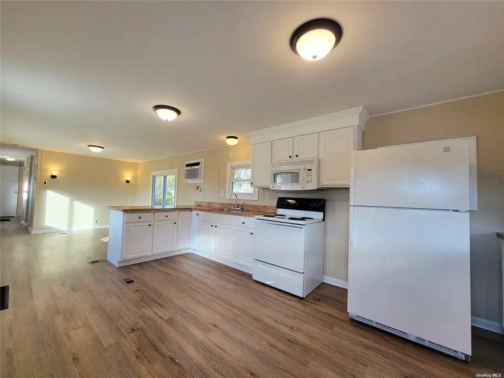 56 Valley Forge Drive Bohemia NY 11716