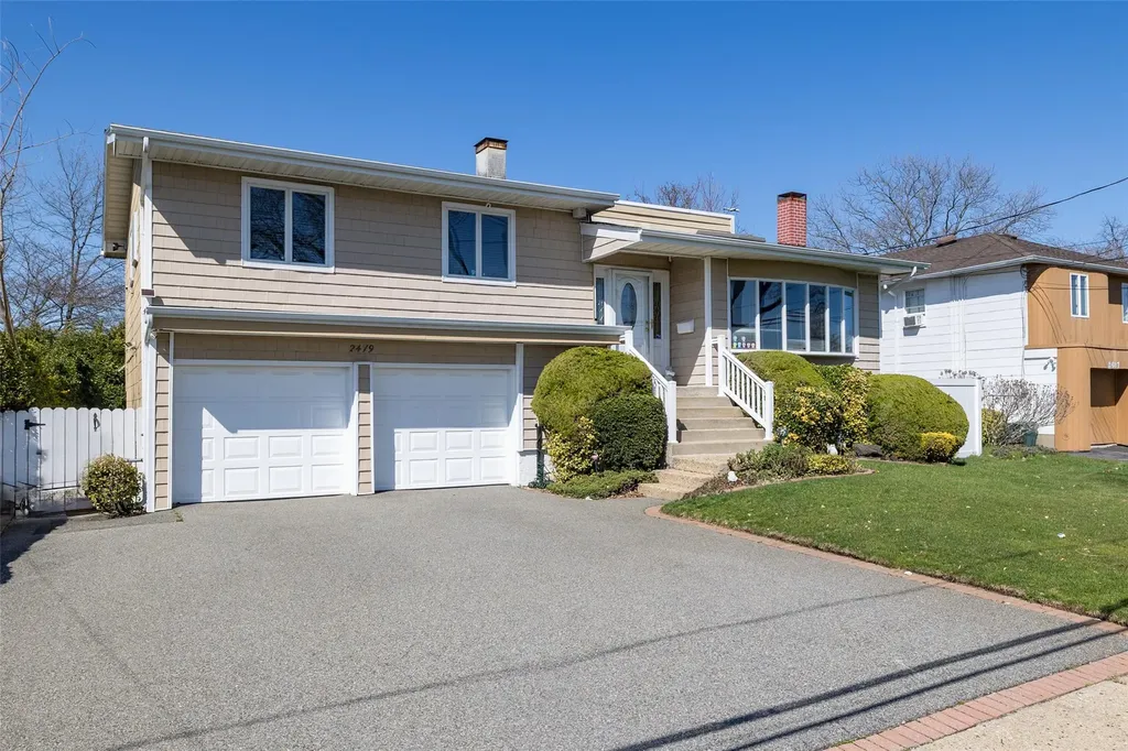 2479 Kerry Lane Bellmore NY 11710