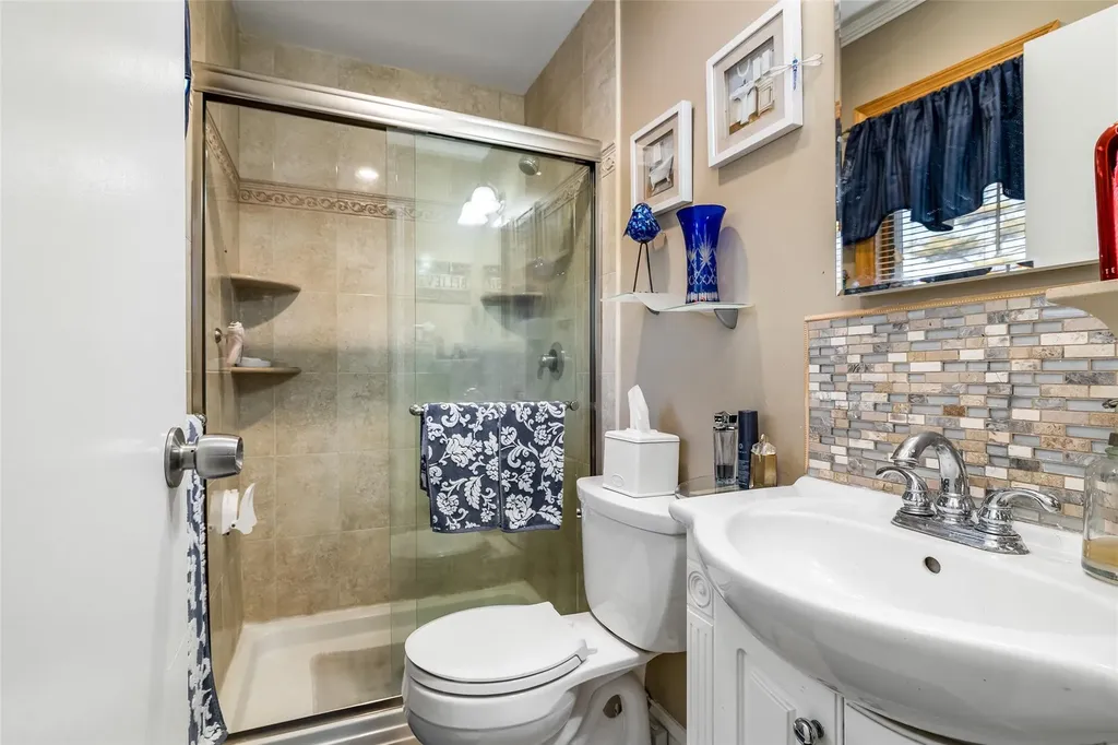 2479 Kerry Lane Bellmore NY 11710