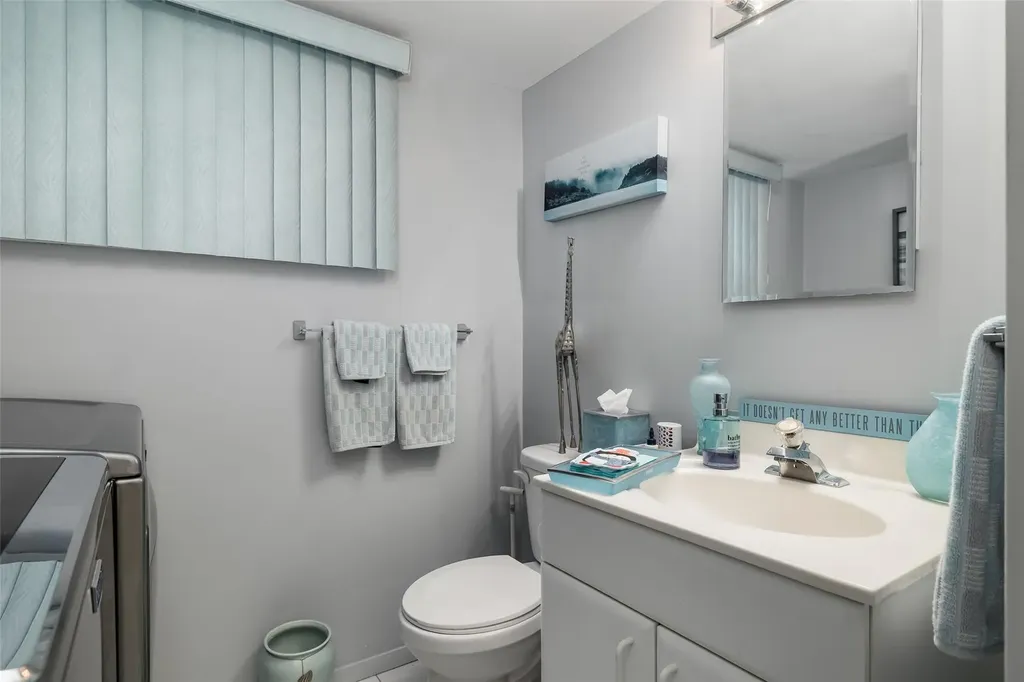 2479 Kerry Lane Bellmore NY 11710