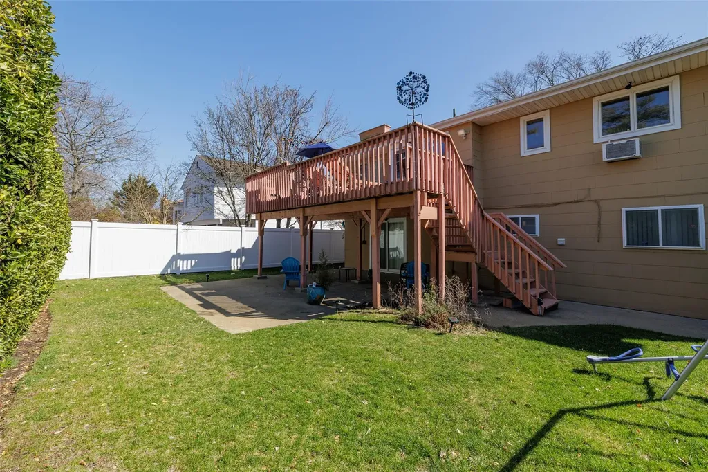 2479 Kerry Lane Bellmore NY 11710