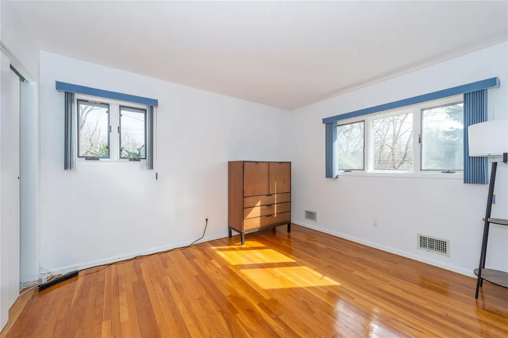 1 Blossom Road Airmont NY 10901