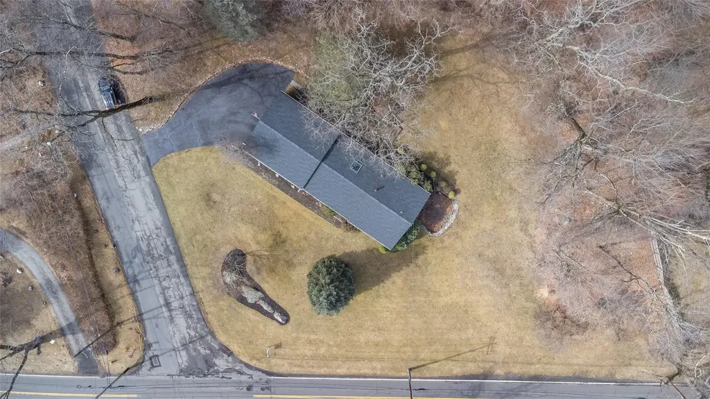 1 Blossom Road Airmont NY 10901